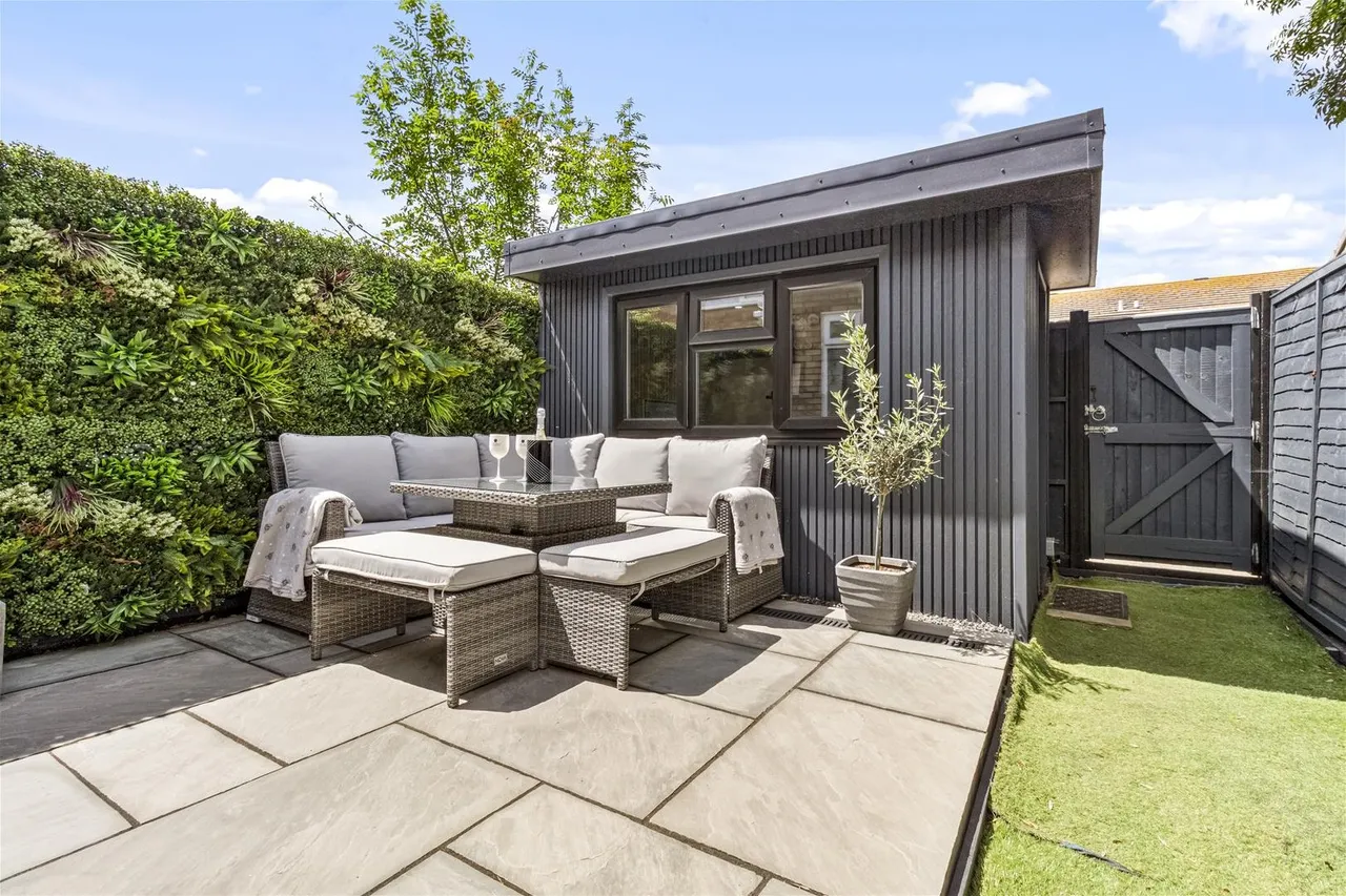Timber Close, Worthing, photo 17