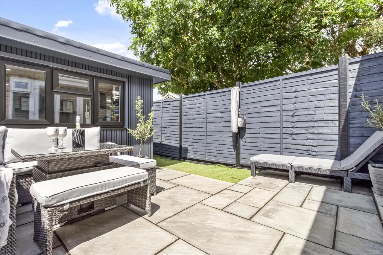 Timber Close, Worthing, photo 7