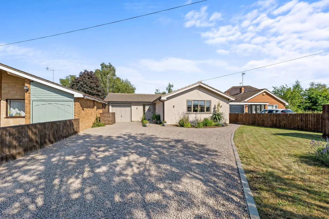 3 bed house for sale, Southwell Road, Kirklington