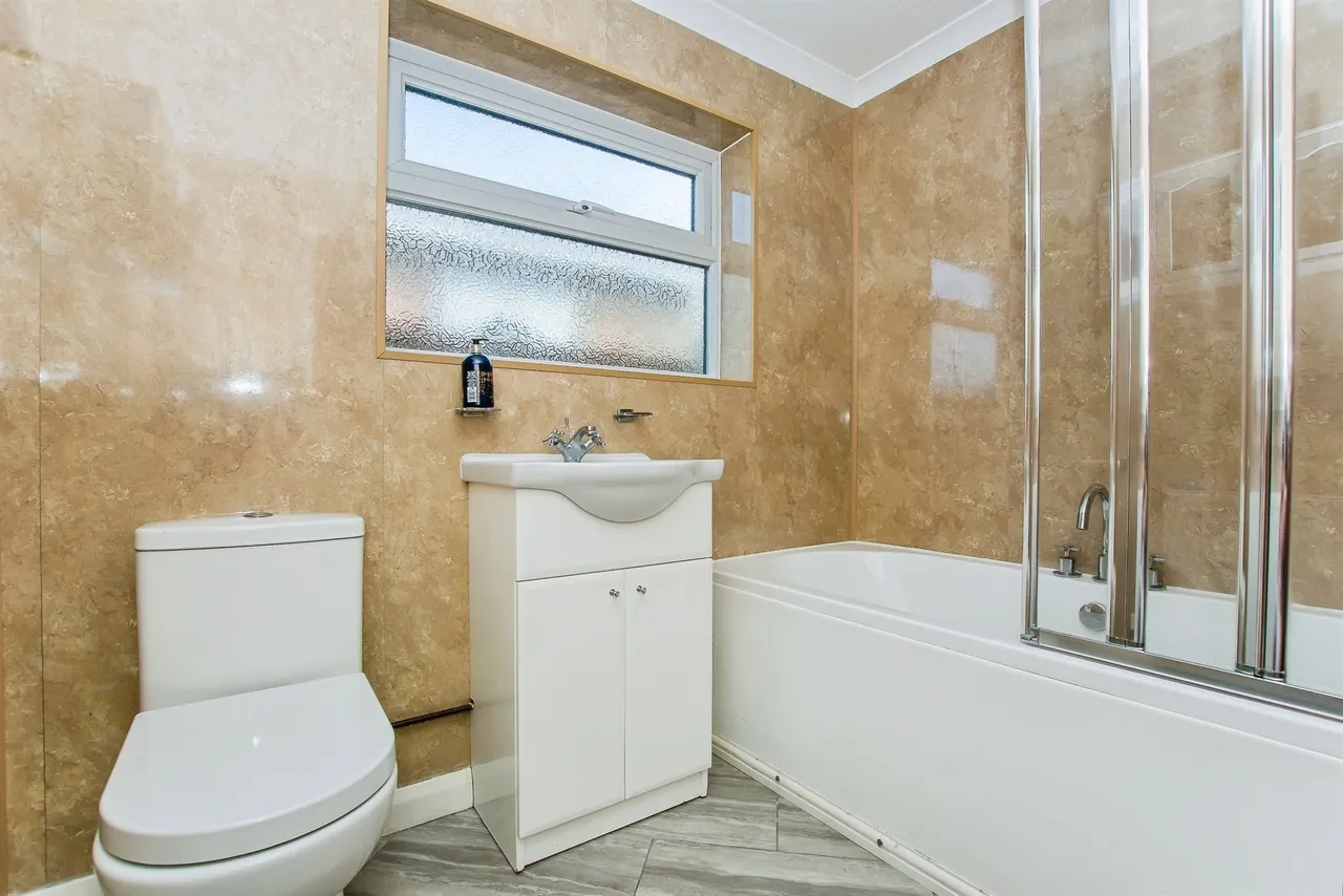 Front Road, Murrow, PE13, photo 11