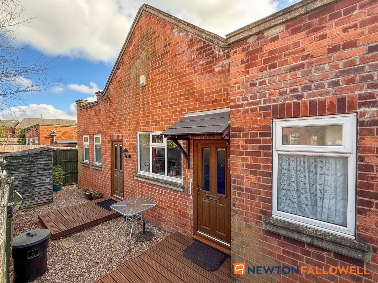 2 bed flat for sale, Barnby Road, NG24