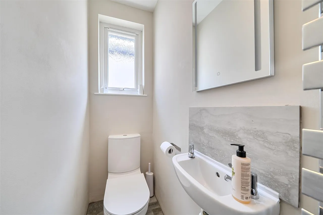 Blaydon Close, Ruislip, HA4 8AD, photo 14