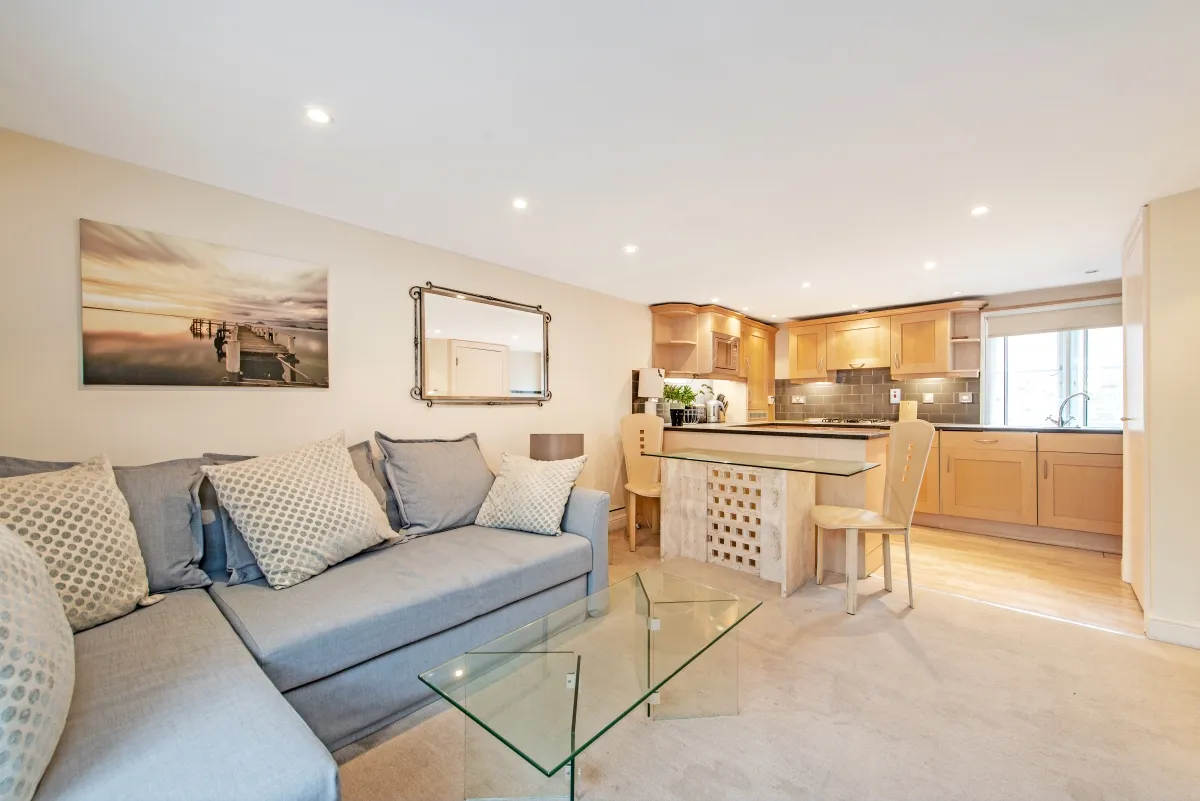 1 bed flat to rent — Avery Row, Mayfair, London, W1K
