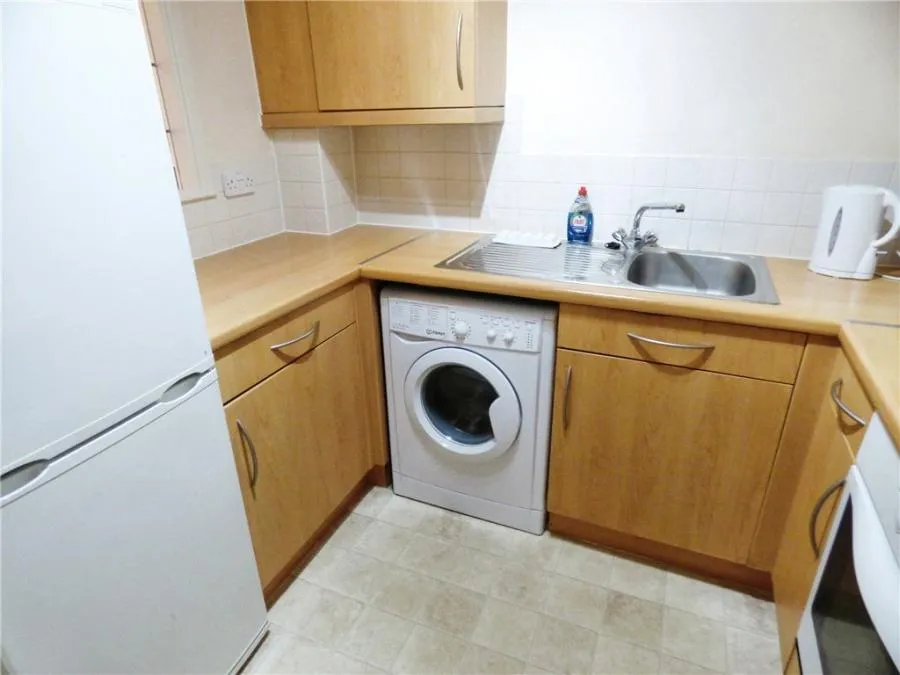 Avro Court, Hamble, SO31, photo 5