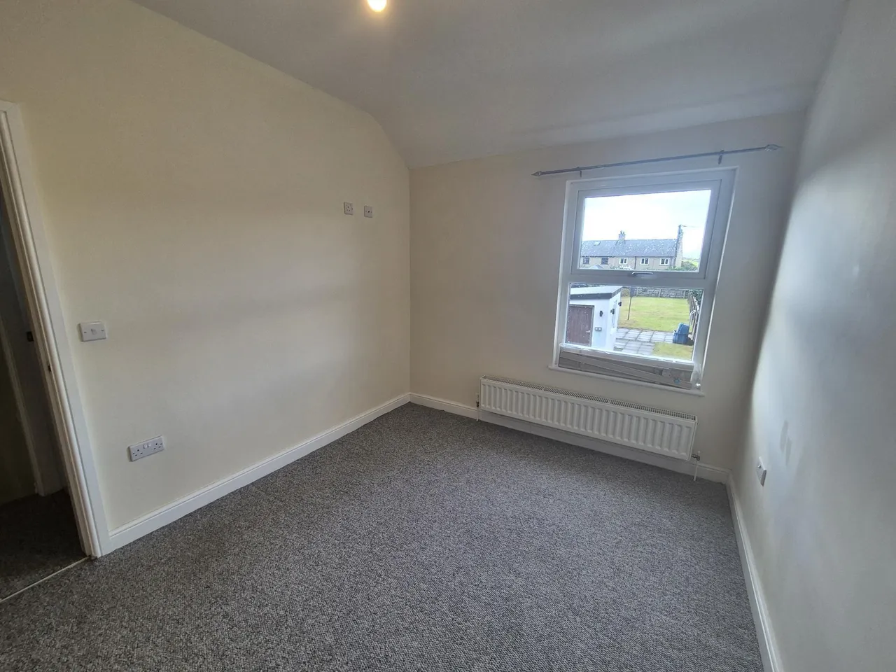 New Cottages, Trefor, LL54, photo 7