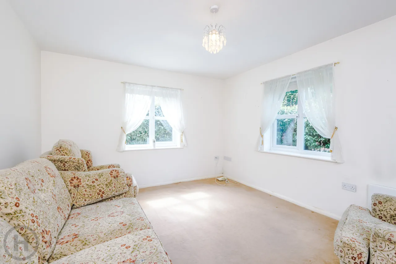 Apartment 1, 2 Thorncroft Avenue, Astley, Manchester, M29 7TA, photo 3