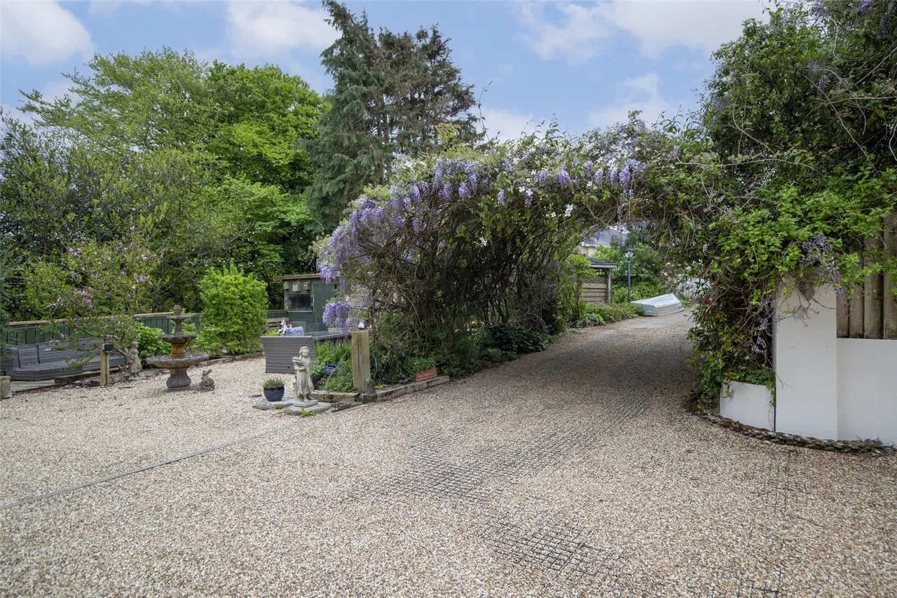 Portfield Gate, Haverfordwest, SA62, photo 36