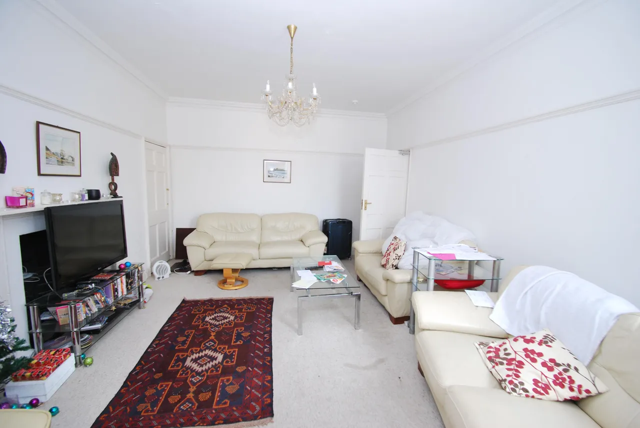 Milsom Street, BA1, photo 5