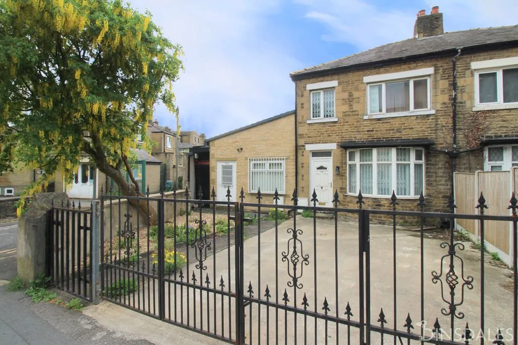 4 bed house for sale — Great Horton Road, Bradford BD7 1PH