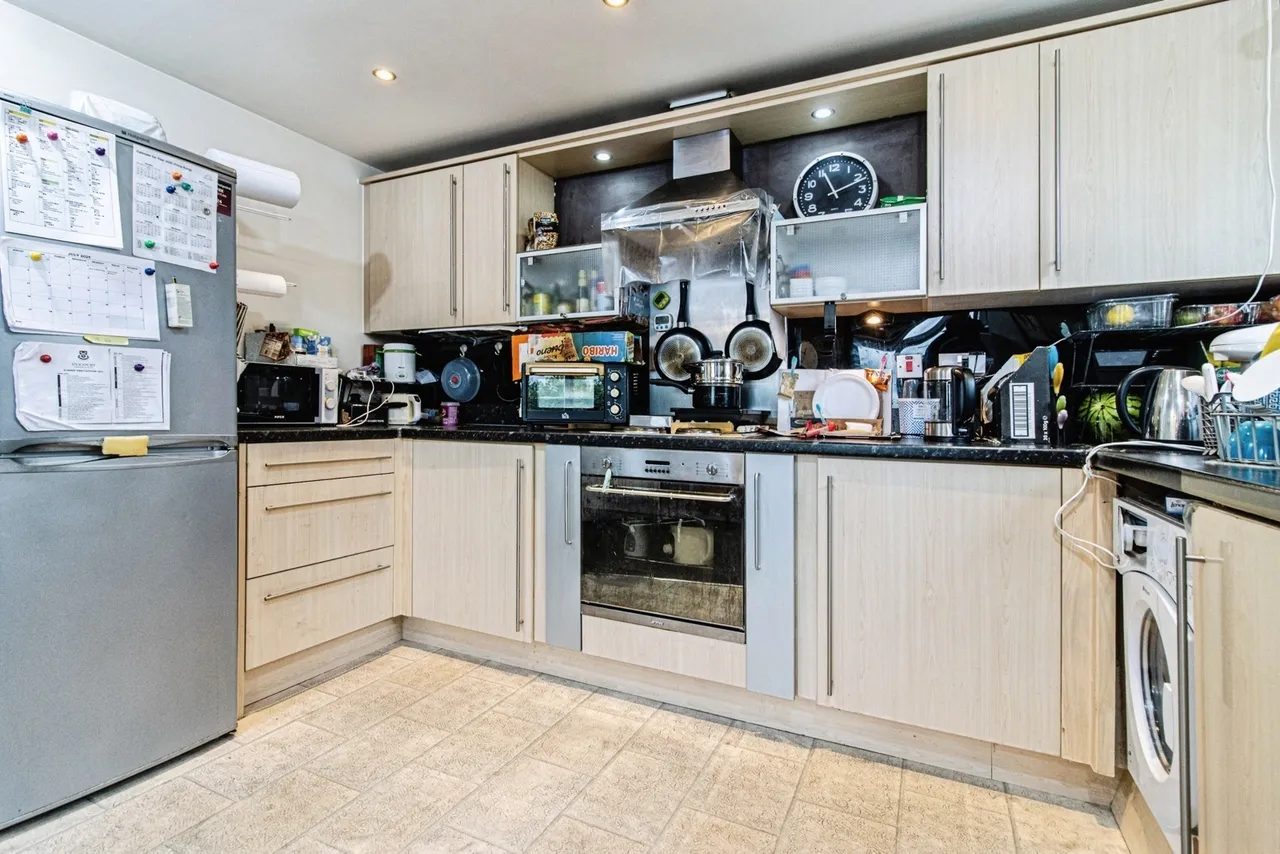 Elmira Way, Salford, Greater Manchester, M5, photo 4