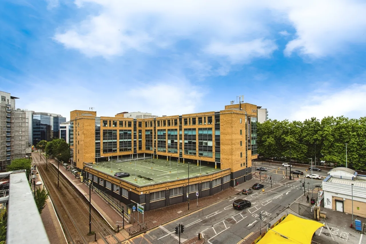 Elmira Way, Salford, Greater Manchester, M5, photo 12