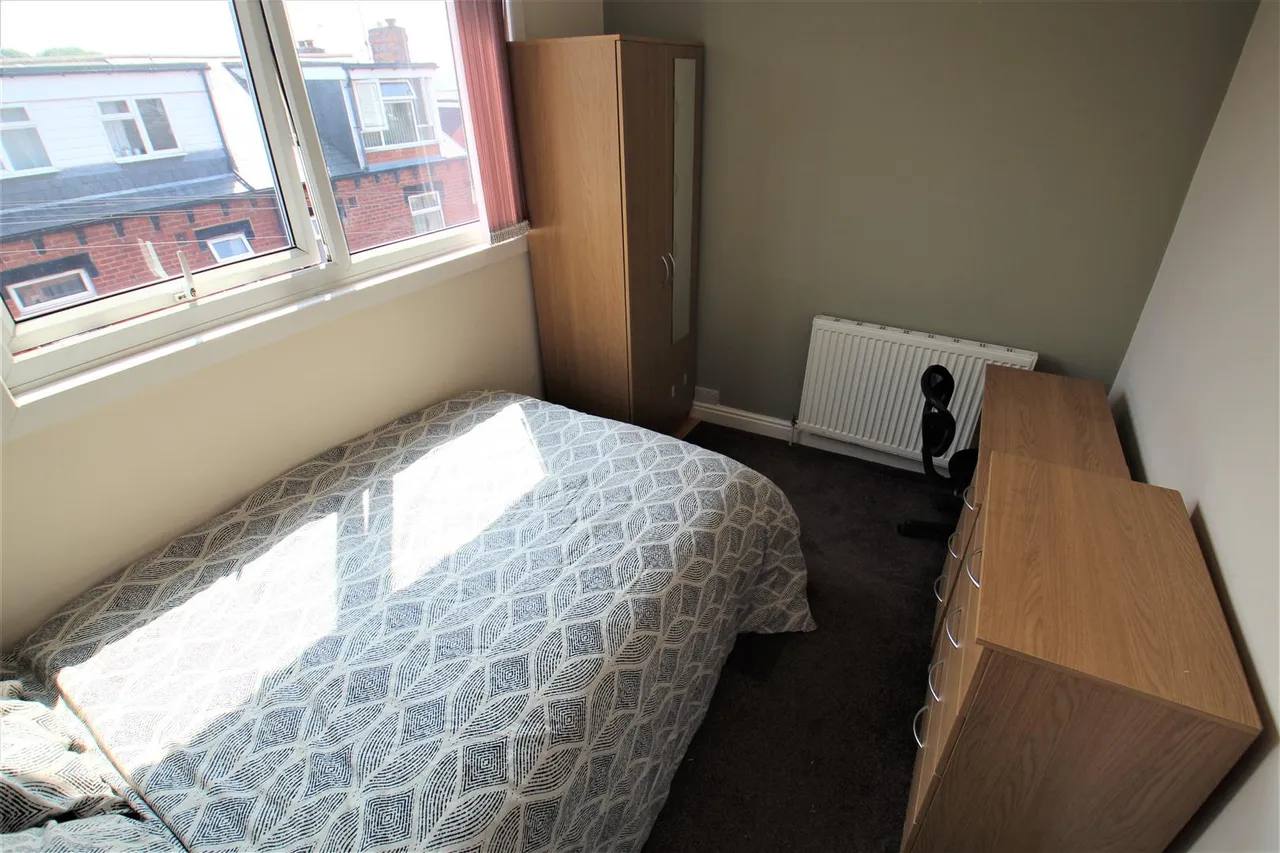 Kelsall Place, Hyde Park, LS6, photo 8
