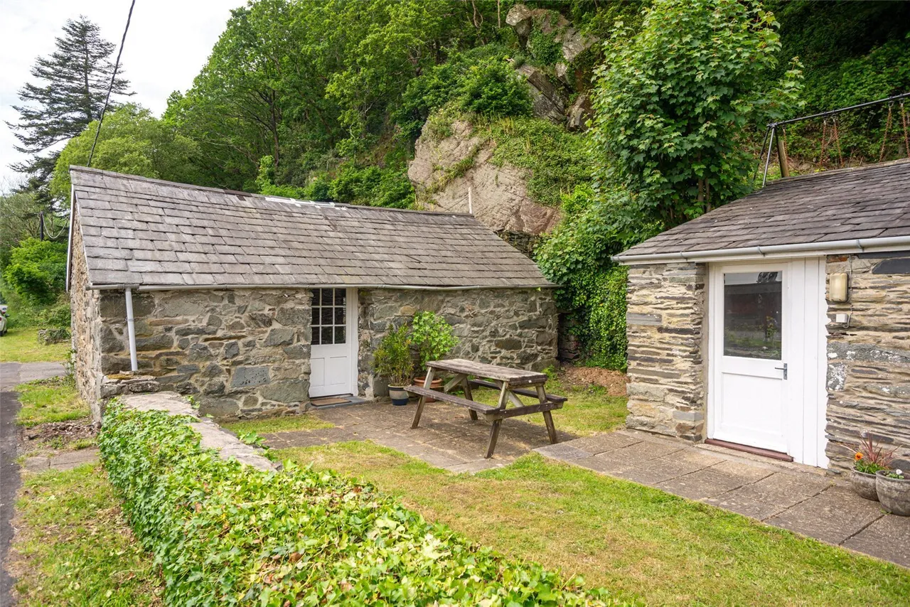 Tremadog, Porthmadog, LL49, photo 18