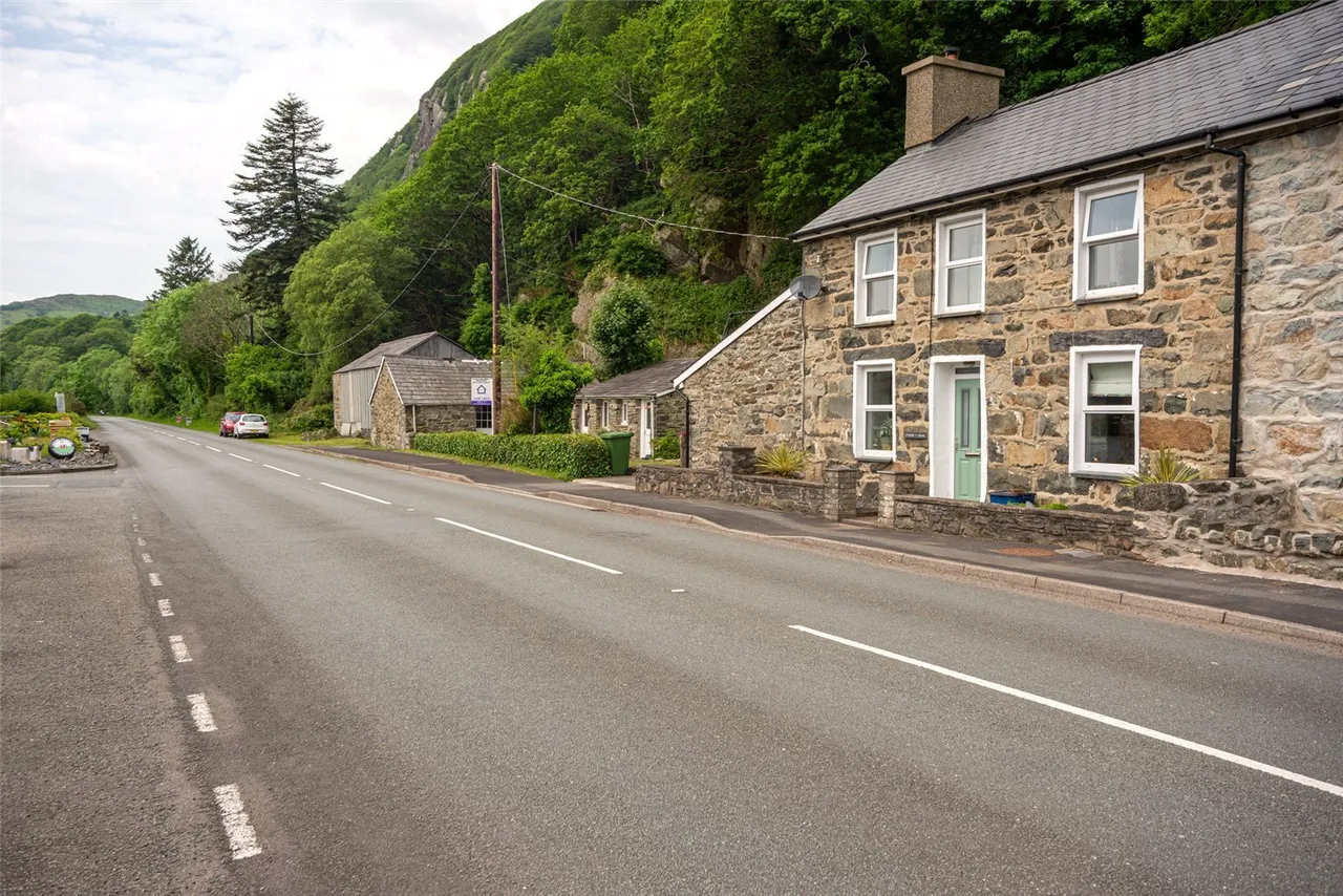 Tremadog, Porthmadog, LL49, photo 5