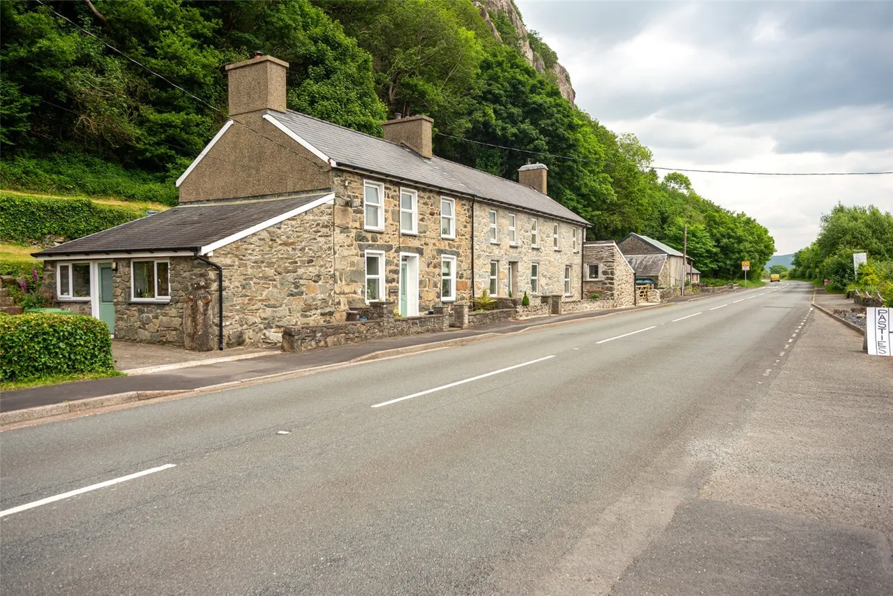 Tremadog, Porthmadog, LL49, photo 17