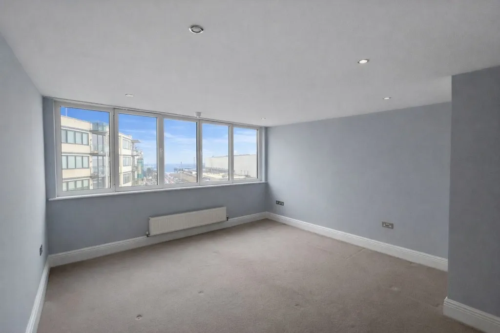 Egerton Road, Bexhill on Sea, photo 14