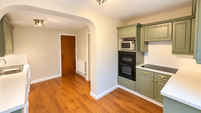 Squirrels Heath Lane, RM11, photo 8