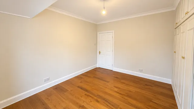Squirrels Heath Lane, RM11, photo 11