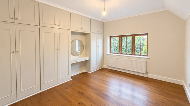 Squirrels Heath Lane, RM11, photo 10