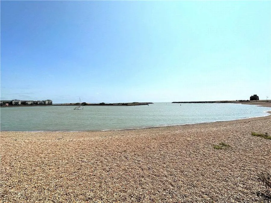San Juan Court, Eastbourne, BN23, photo 12