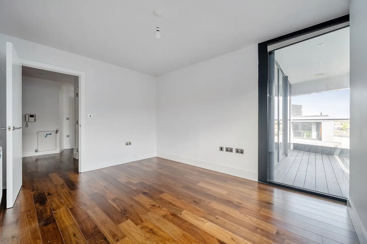 Lambarde Square, SE10, photo 12