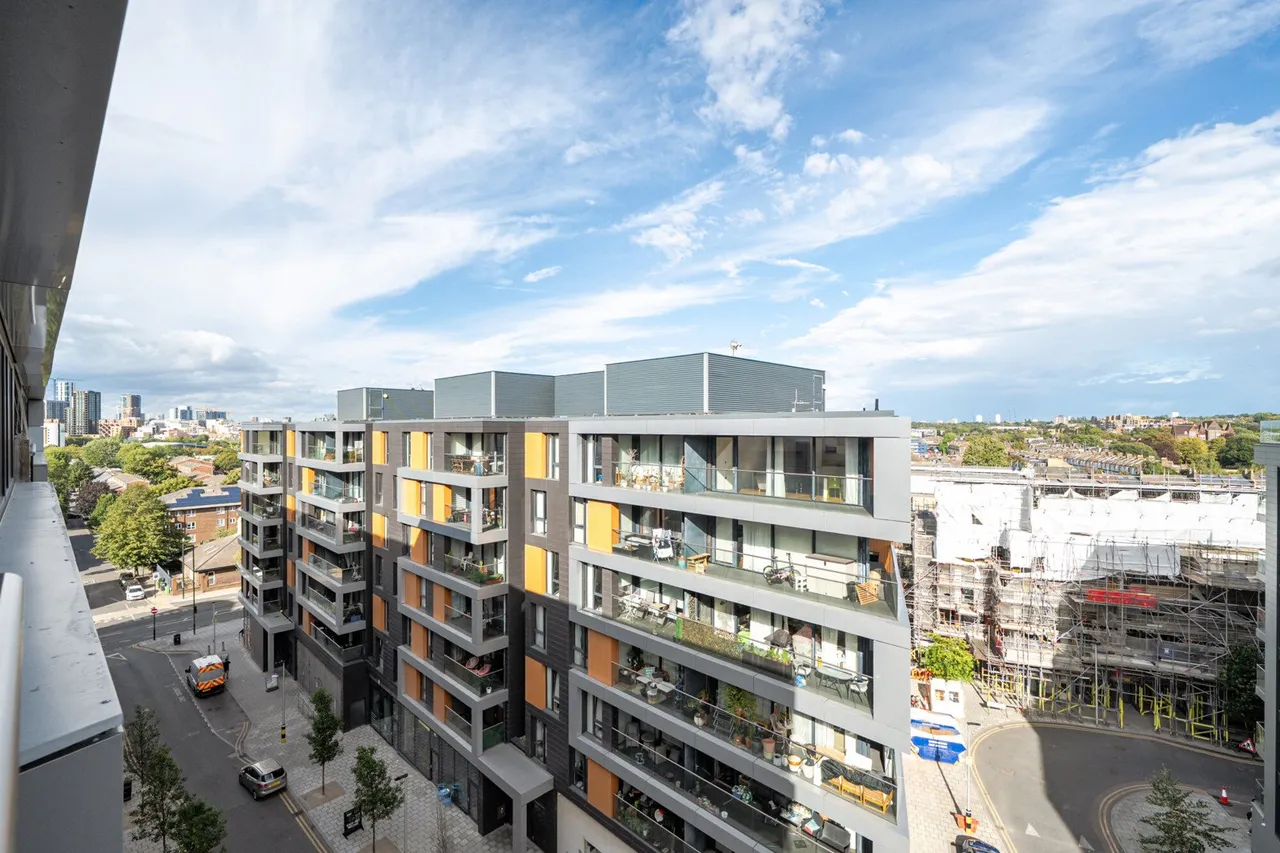 Lambarde Square, SE10, photo 15