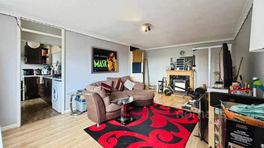 Victoria Road, Aldershot, GU11, photo 3