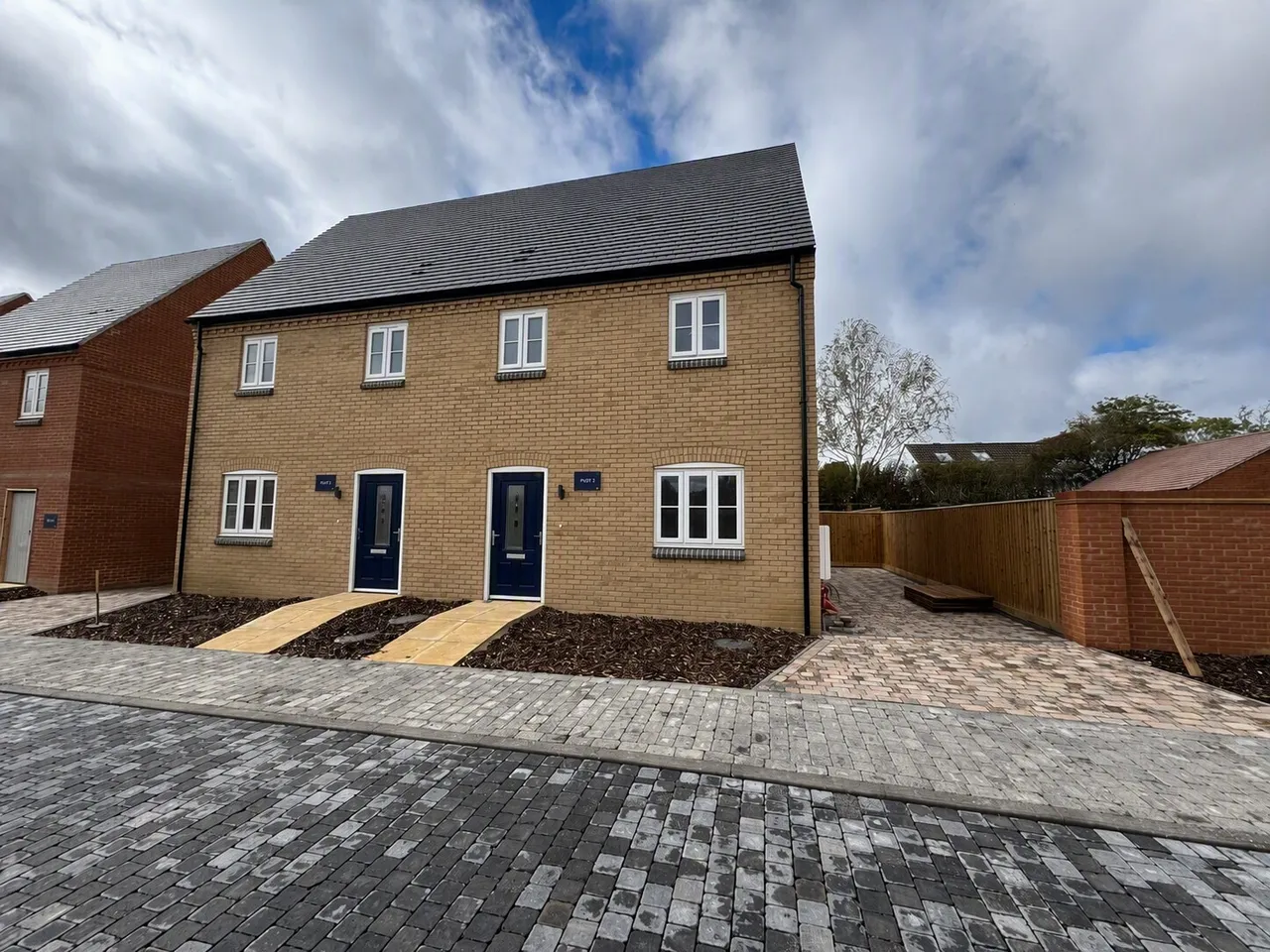 3 bed house for sale — Turweston Road, Brackley