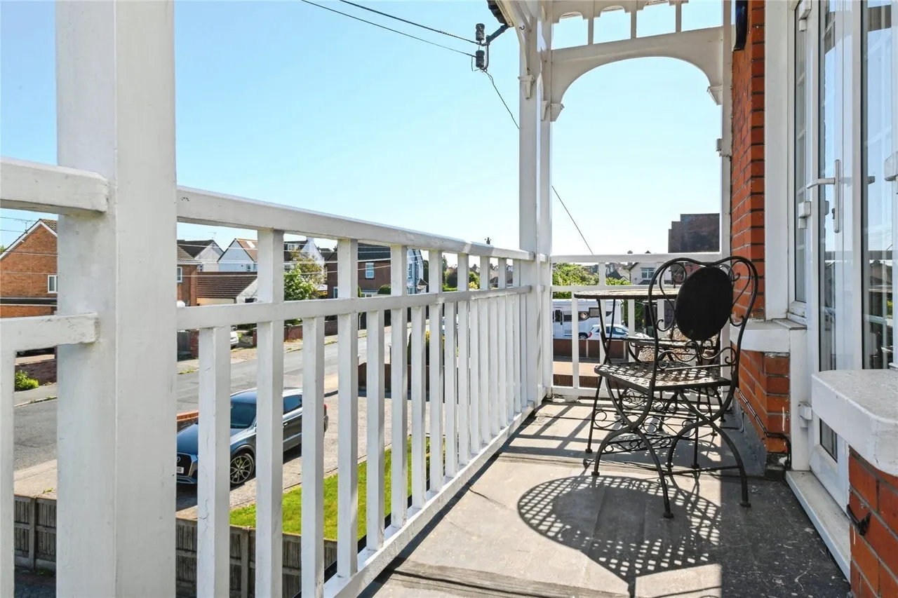 Arnold Road, Clacton-on-Sea, Essex, CO15, photo 30