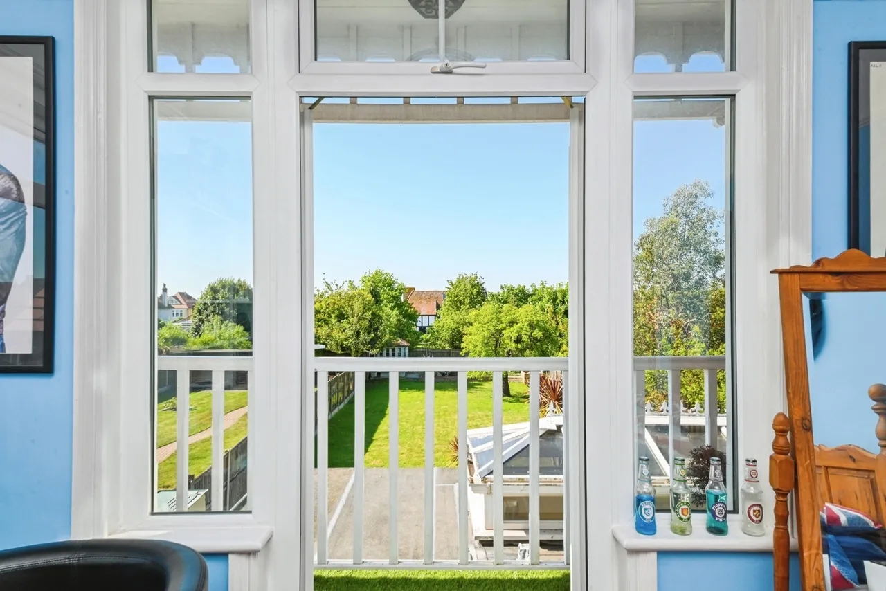 Arnold Road, Clacton-on-Sea, Essex, CO15, photo 28