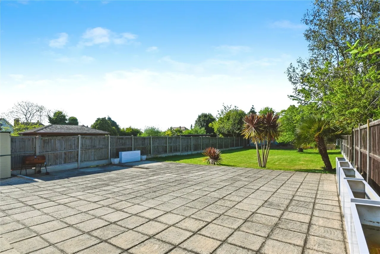Arnold Road, Clacton-on-Sea, Essex, CO15, photo 31