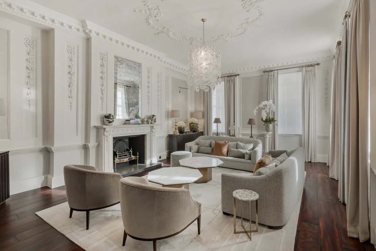 5 bed house to rent — Tilney Street, Mayfair, London