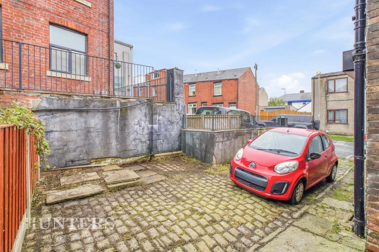 Featherstall Road, Littleborough, OL15, photo 15