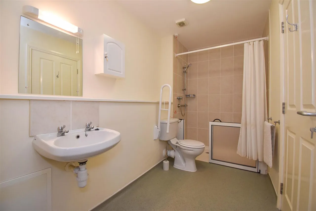 Bridge Lane, Penrith, photo 7