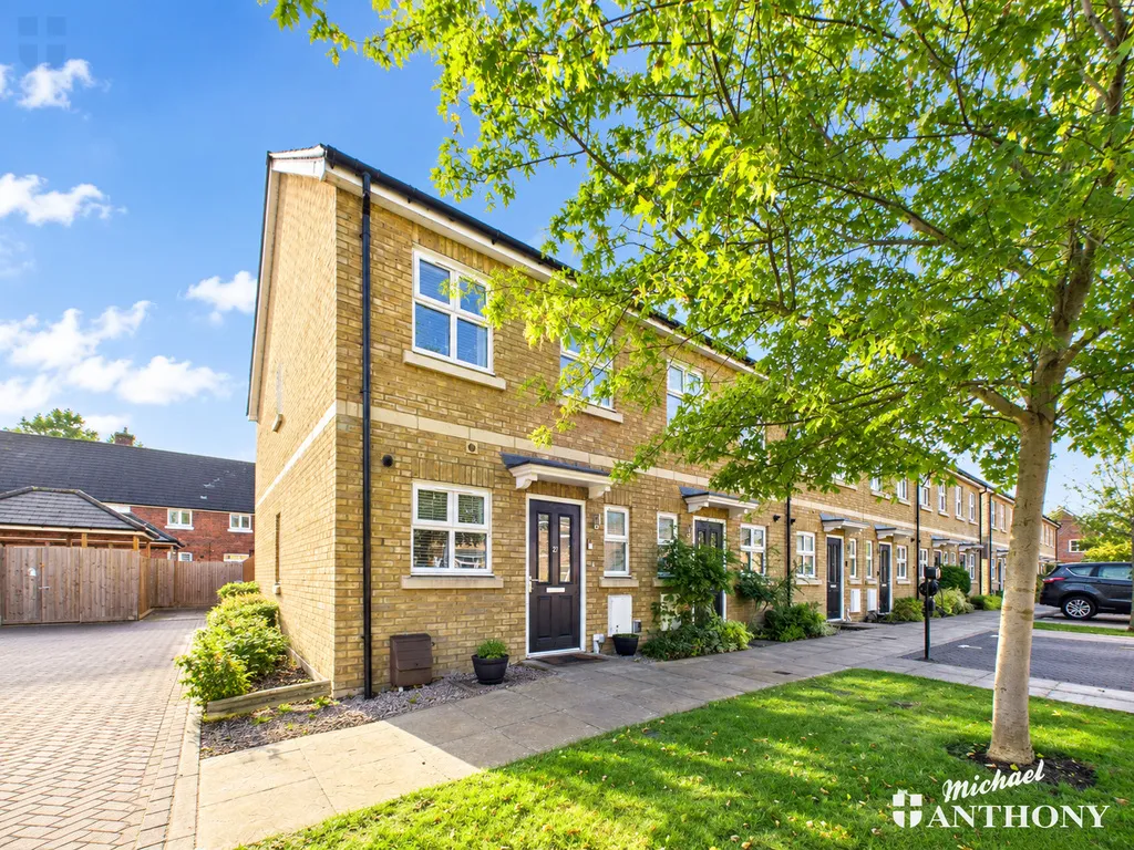 2 bed house for sale, Timms Close, Aylesbury, HP20