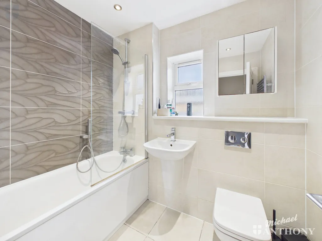 Timms Close, Aylesbury, HP20, photo 3