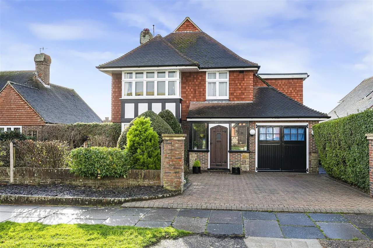 Tudor Close, Seaford, photo 23