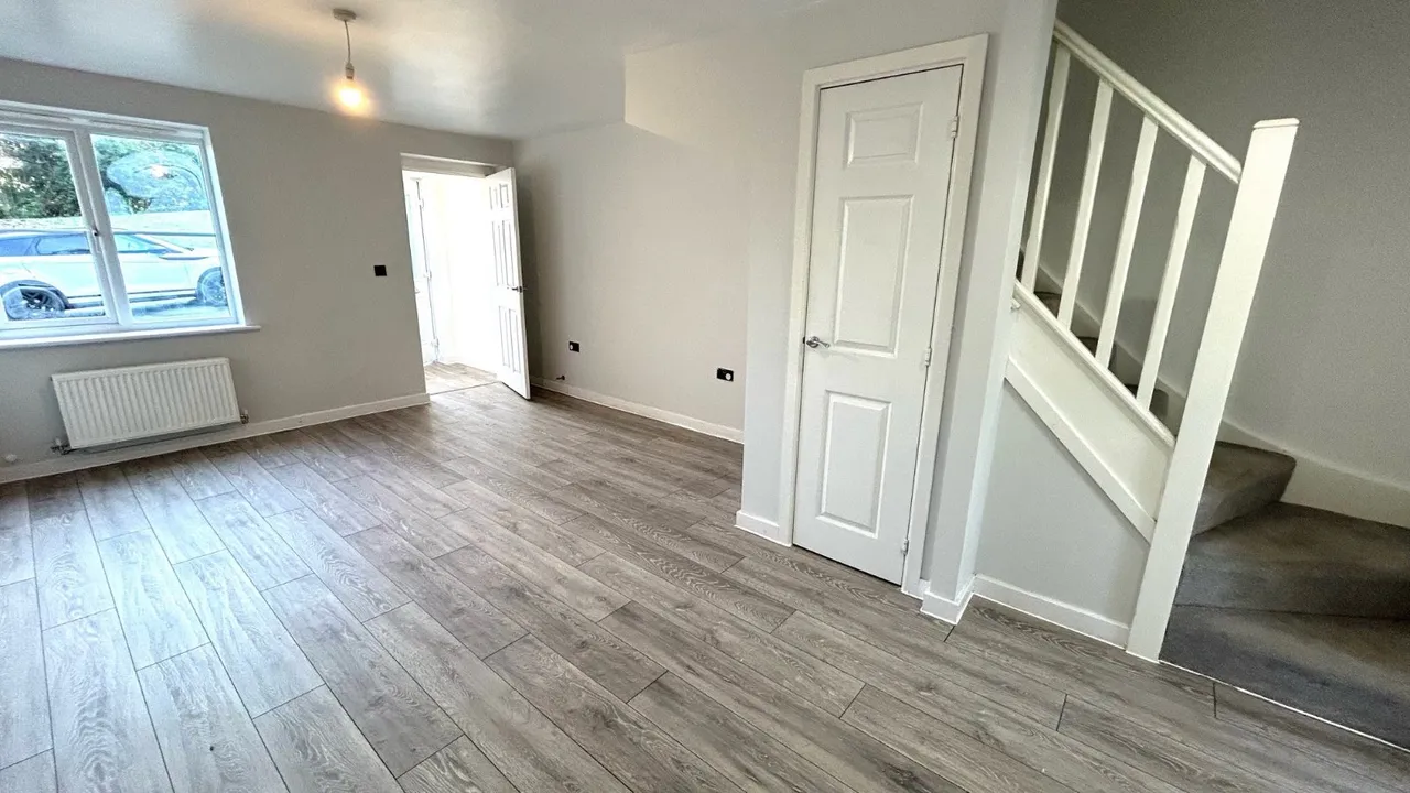 Mitchells Avenue, Wombwell, S73, photo 4
