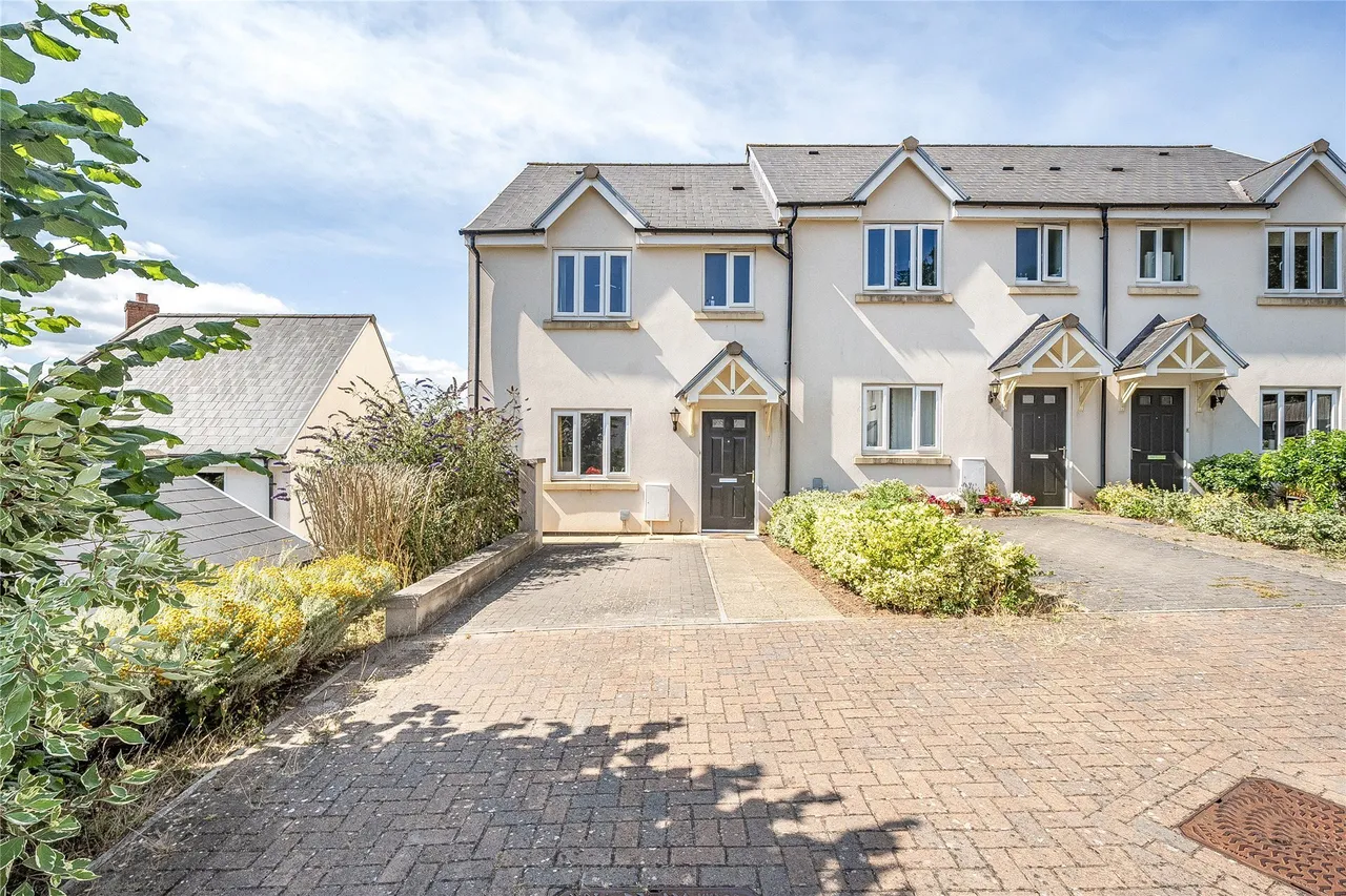 3 bed property for sale — Morlaix Close, Dawlish, Devon, EX7
