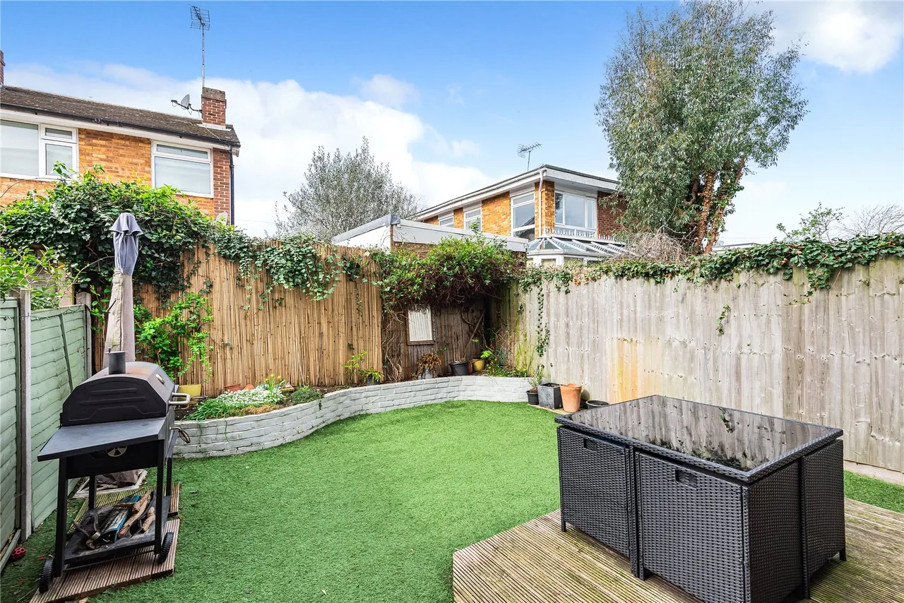 Brooklands Terrace, Green Street, TW16 6RW, photo 8