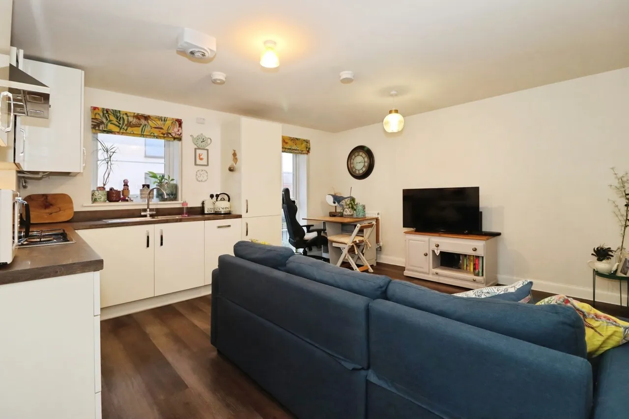 Clark Drive, Yate, Bristol, BS37, photo 2