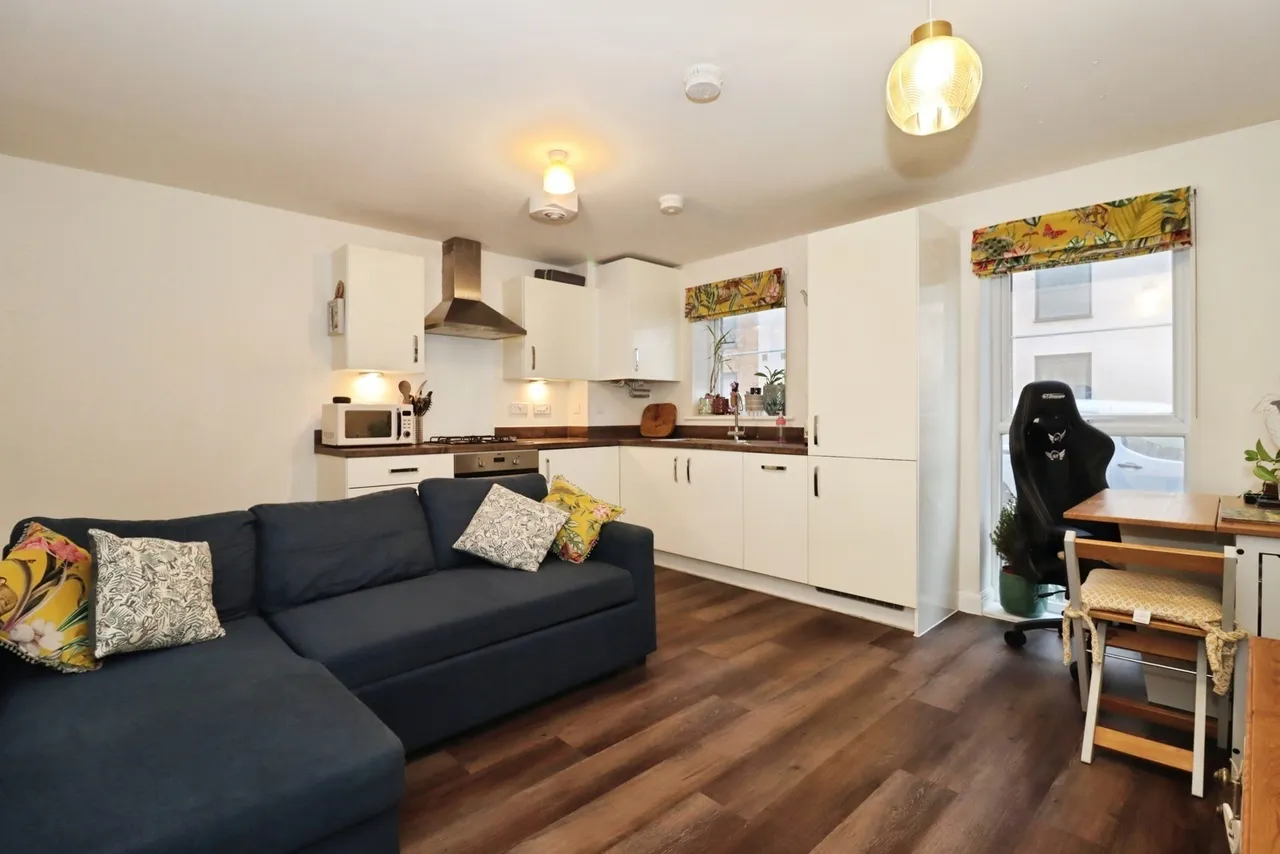 Clark Drive, Yate, Bristol, BS37, photo 10