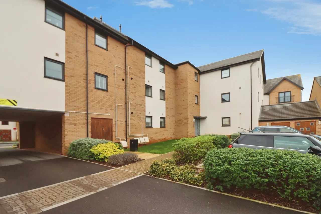 Clark Drive, Yate, Bristol, BS37, photo 5