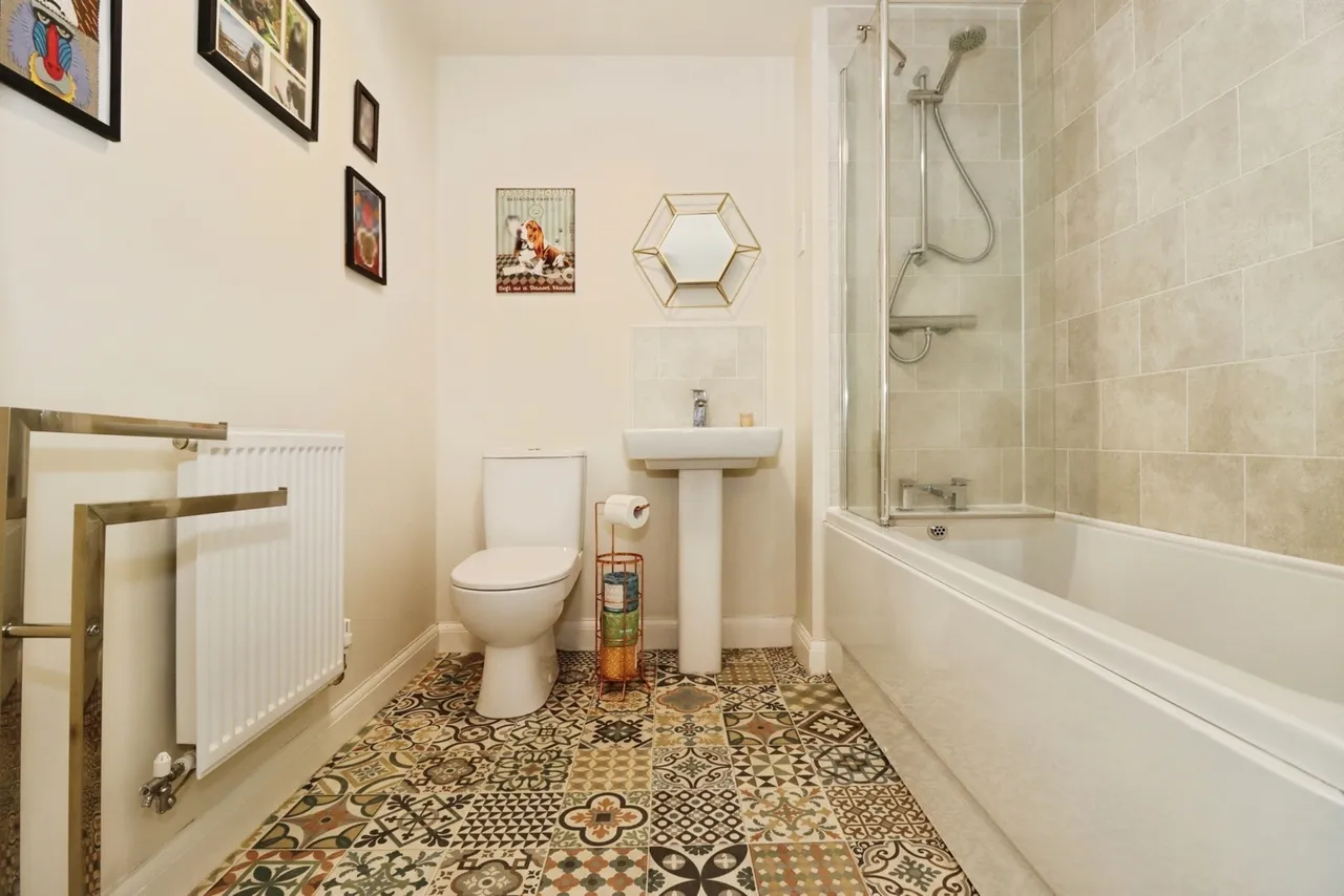Clark Drive, Yate, Bristol, BS37, photo 4
