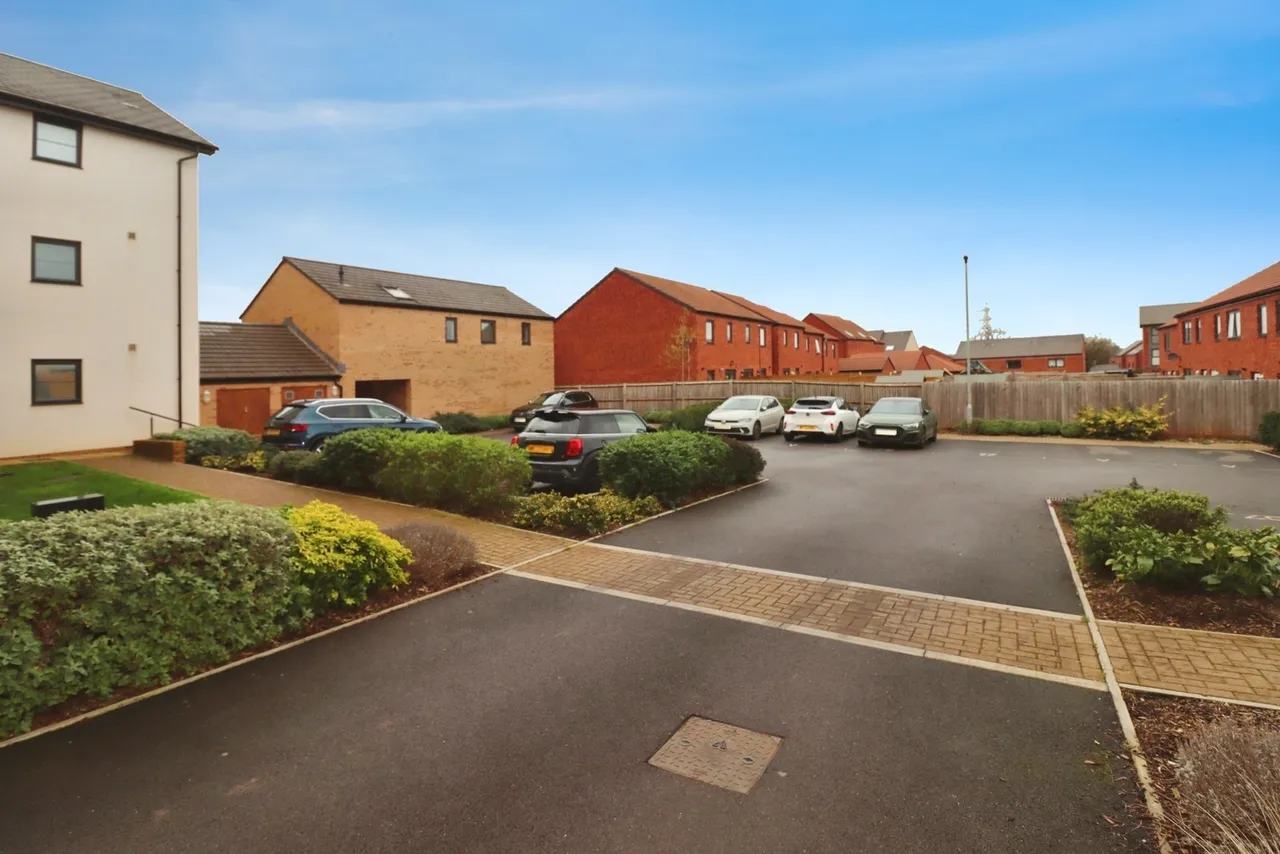 Clark Drive, Yate, Bristol, BS37, photo 9