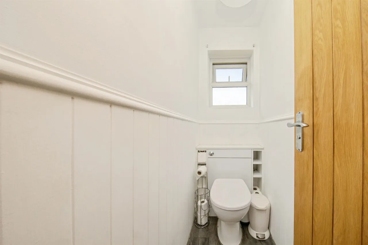 Richmond Crescent, Harwich, photo 8