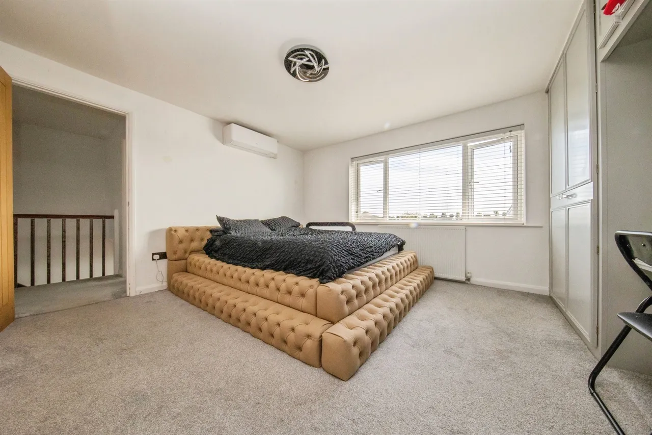 Richmond Crescent, Harwich, photo 11