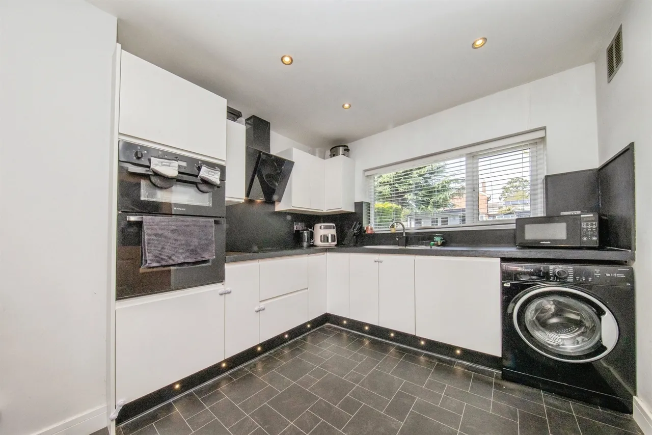 Richmond Crescent, Harwich, photo 3