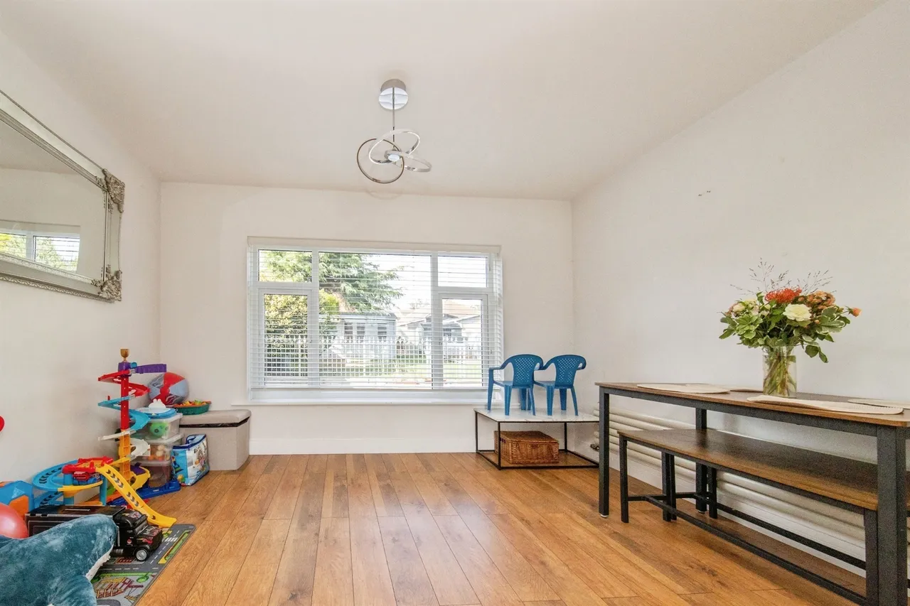 Richmond Crescent, Harwich, photo 7