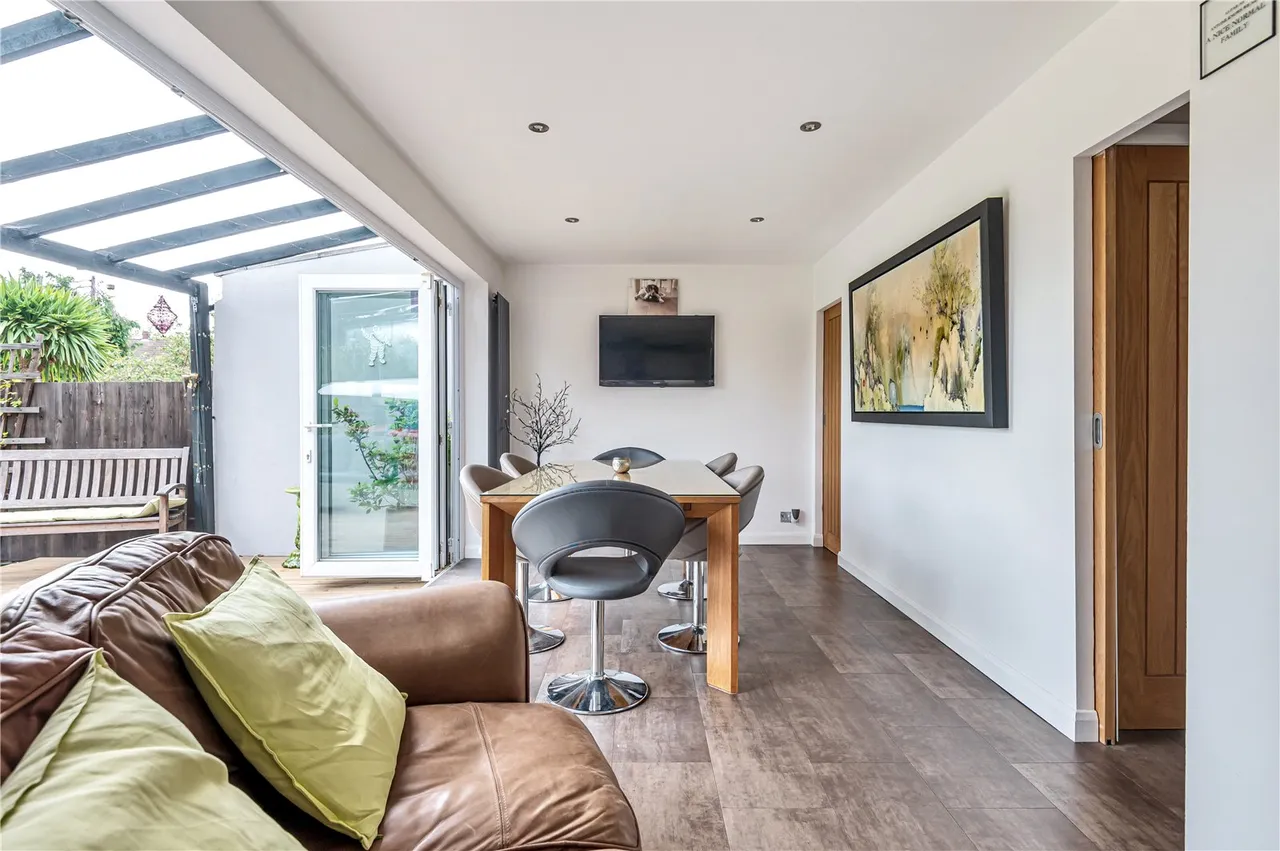 Gloucester Road, Twickenham, TW2 6NF, photo 5